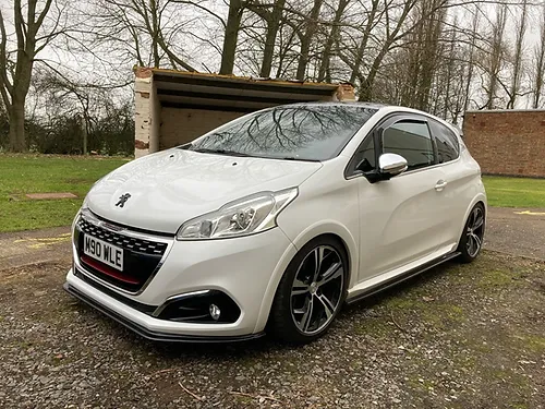 TRC Peugeot 208 GTI Front Splitter