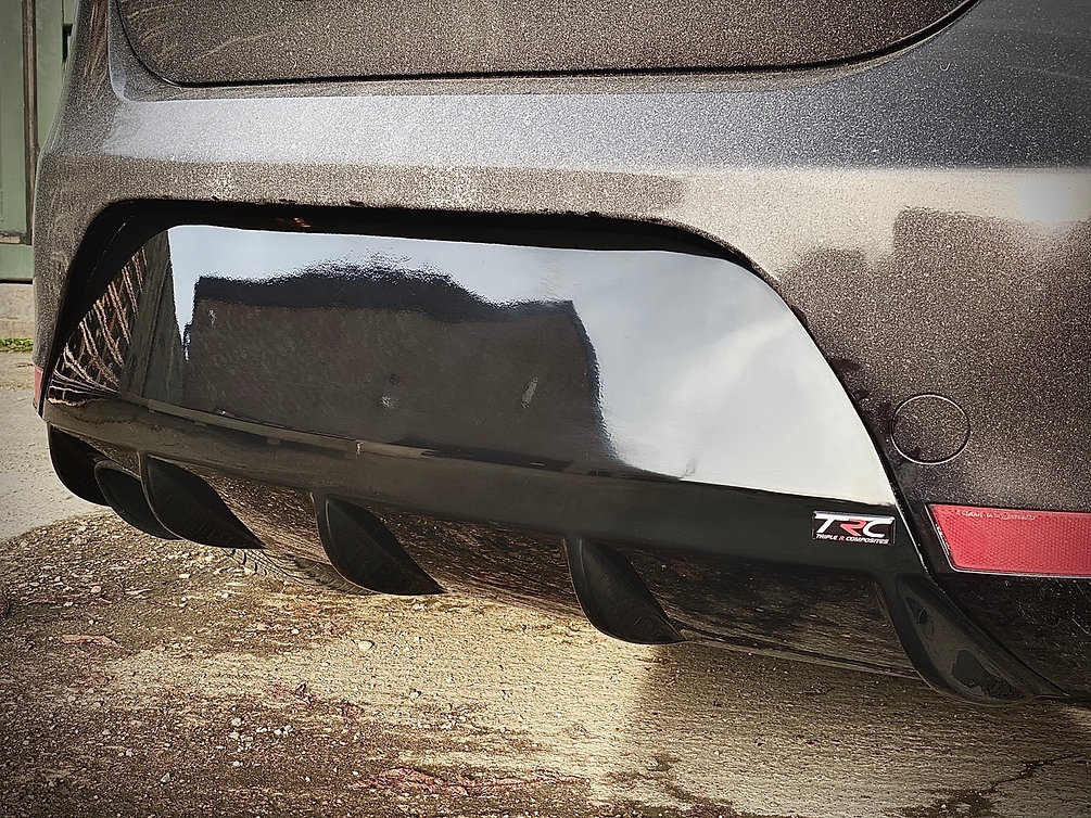 TRC SEAT Leon MK2 Cupra / FR Finned Diffuser