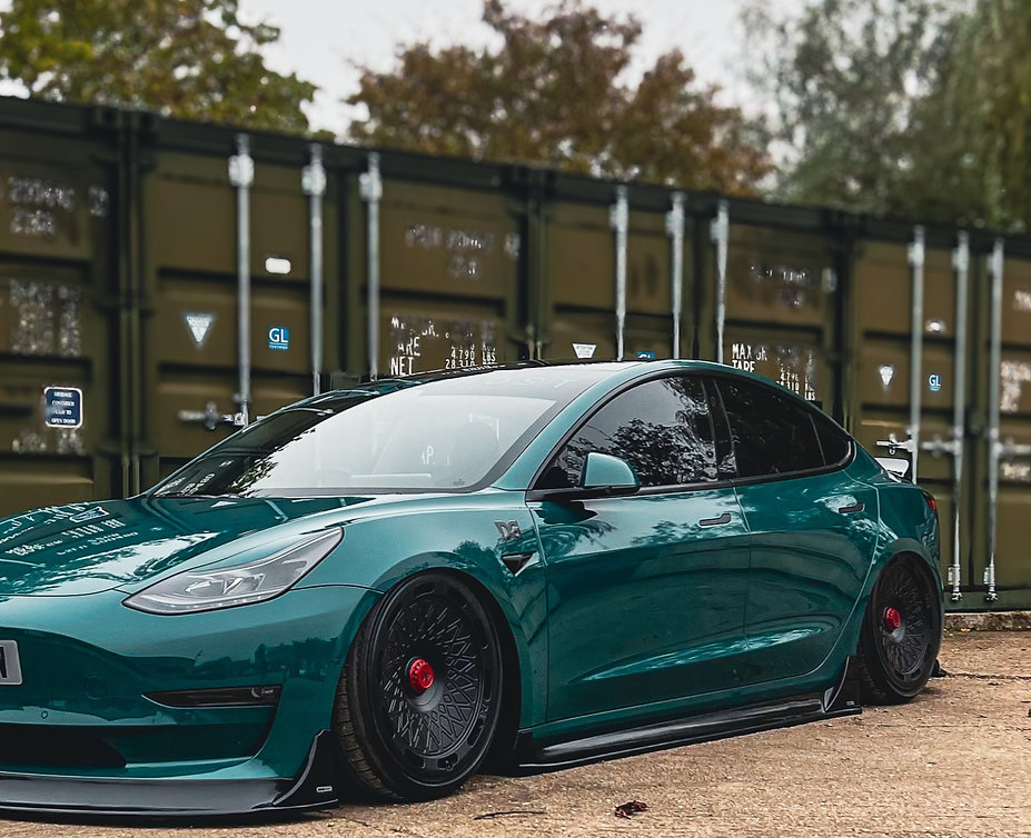 TRC Dark Ghost - Tesla Model 3 Side Skirt Extensions