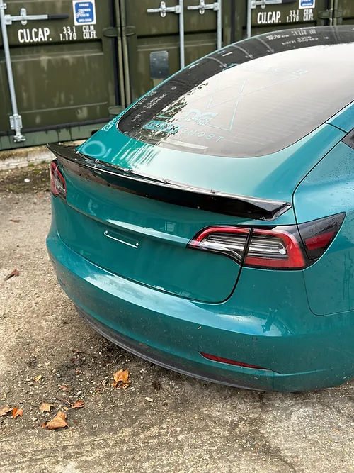 TRC Dark Ghost - Tesla Model 3 Spoiler