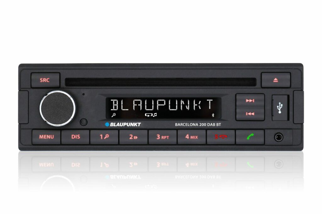 Blaupunkt Barcelona 200 DAB BT 1-DIN car radio CD drive, USB and AUX