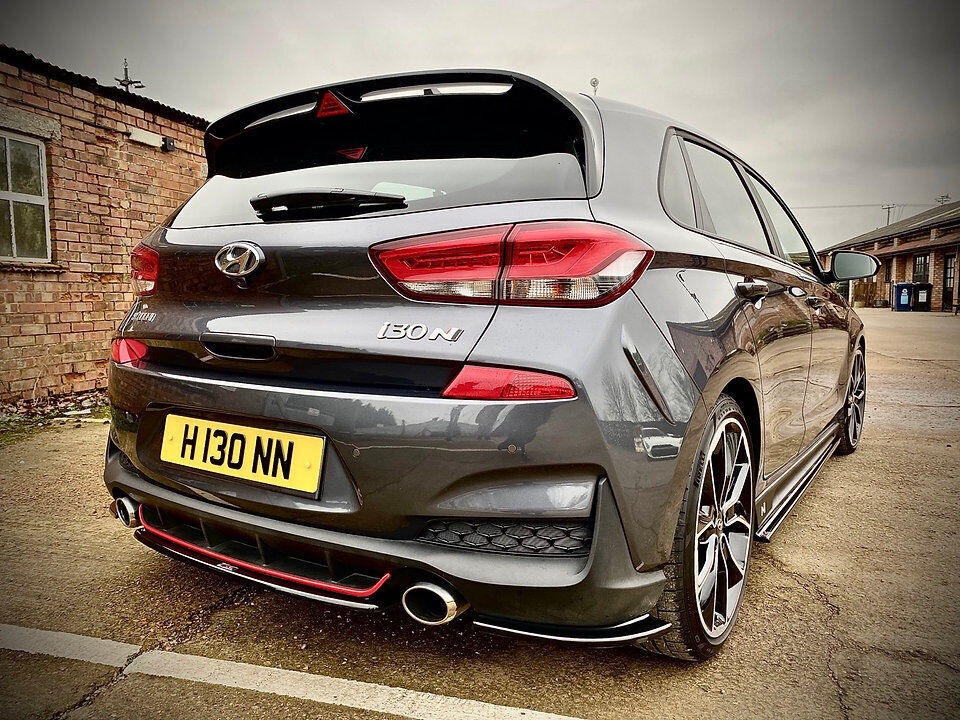 TRC Hyundai I30N Rear Spats