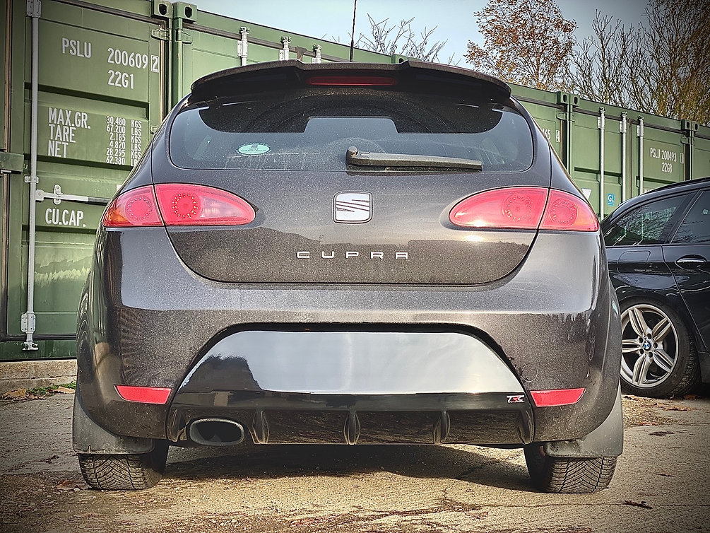 TRC SEAT Leon MK2 Cupra / FR Finned Diffuser