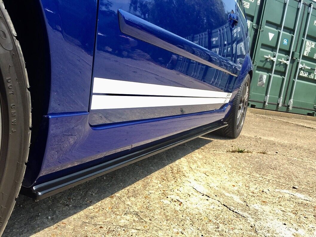 TRC Ford Fiesta MK6 ST150 Side skirt Splitters