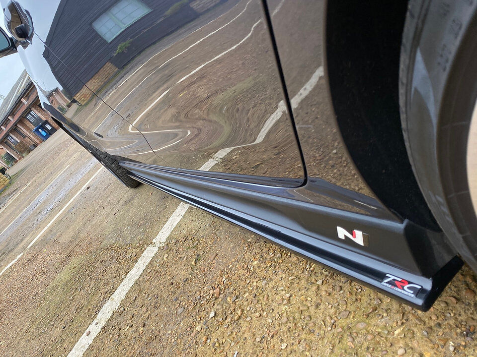 TRC Hyundai I30N Side skirt Splitters