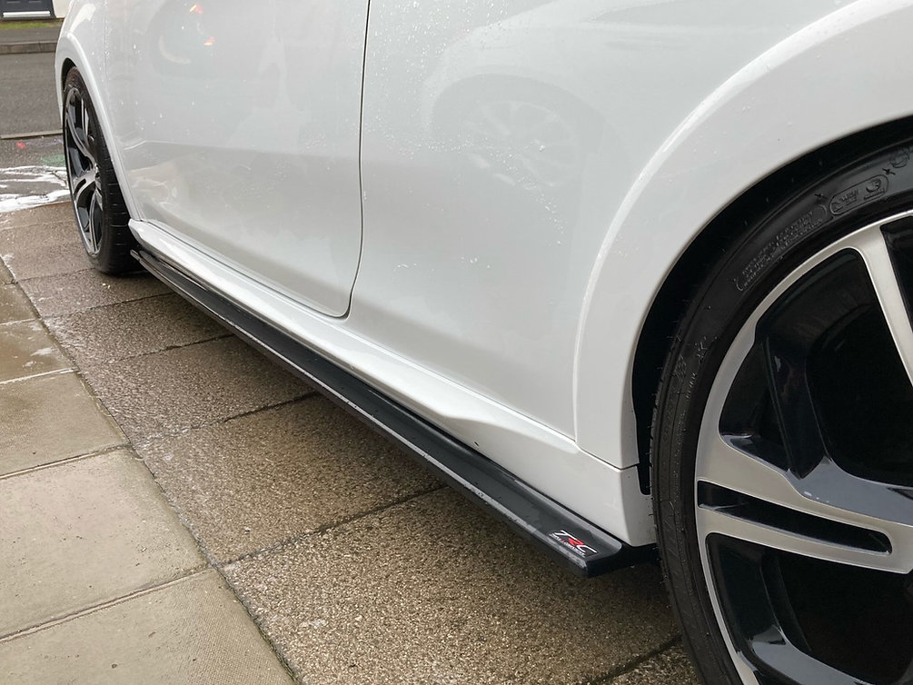 TRC Peugeot 208 GTI Side Skirt Splitters